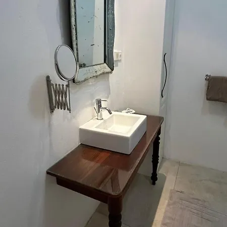 The Konoba 招待所